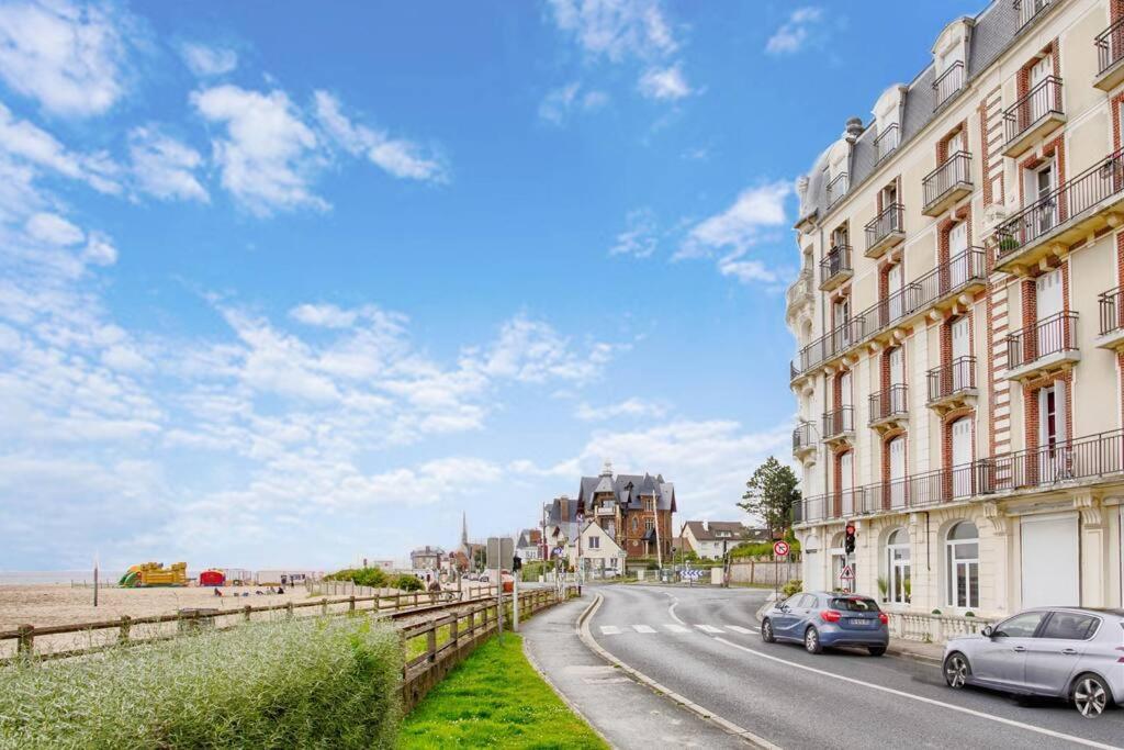 Welc'Home In Houlgate - Vue Et Acces Direct Sur Mer Екстериор снимка